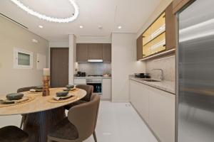 Werova - Luxury 2-Bedroom Apartment with Sea View