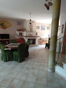 Appartamento Deluxe con 2 Camere da Letto e Balcone