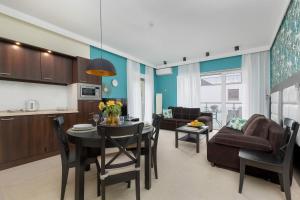 Family Apartment with Air Conditioning in Mielno by Noclegi Renters