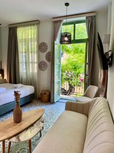 Deluxe Double Room - Annex room in Acandia Hotel