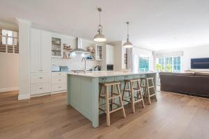 5 Bed Haven in Constantia