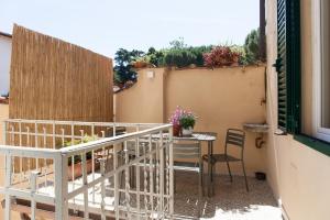 Bright Terrace Loft in Florence Center