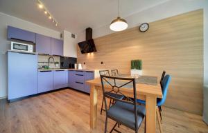 Nowoczesne Apartamenty Sun Seasons 24 w Szklarskiej Porębie z Parkingiem by Noclegi Renters