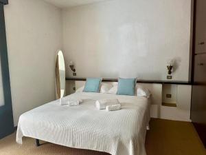 La Grande Villa with Pool