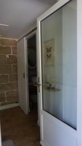 Appartements Chez Audrey & Fabien - Appartement avec terrasse : photos des chambres