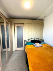 Shore 607 A bayview moa