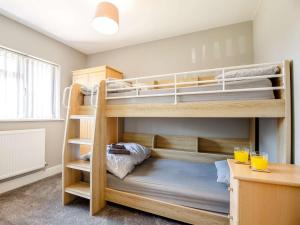 3 Bed in Fairbourne 86841