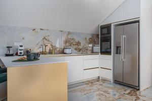 Villa Palma Krk Penthouse apartment with sea view and private jacuzzi