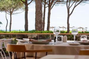 Hotels Grand Hotel Du Lido : photos des chambres