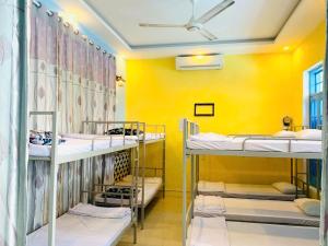 Van Villa & Homestay