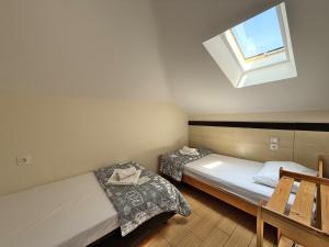 Arhontisa Studios by SDR