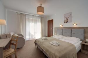 Beżowy i Nowoczesny Apartament Sun Seasons 24 w Szklarskiej Porębie by Noclegi Renters