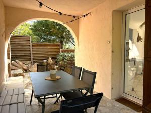 Mini-villa à 5 minutes de la plage de Santa Giulia