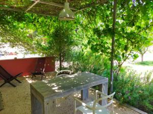 Maisons d'hotes Mas de charme au pied des Alpilles : photos des chambres
