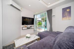 Family villa with Private swimming pool Phuket