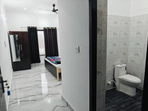 Affordable Non-AC Room Near IIM