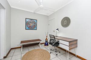 Spacious 1-Bedroom Cottage in Bryanston