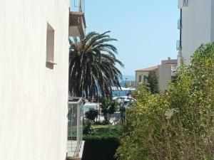Apartamento moderno en Roses: aire acondicionado, parking, mascotas permitidas - ES-258-89