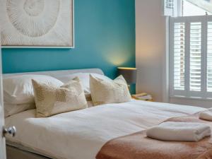 2 bed property in Rye 87139