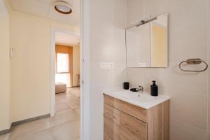 Chalet de lujo en Cala Lanuza con vistas al mar