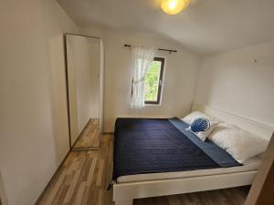 Sunny Pool Apartments