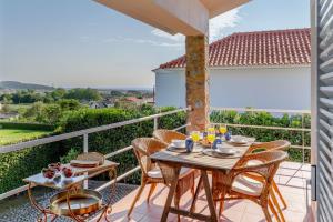 Rustic Haven Lodge with pool
