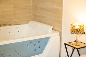 Maris Suite - Appartamento con vasca idromassaggio img5