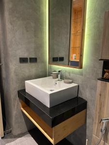 ReLife The Windy NaiHarn (716)