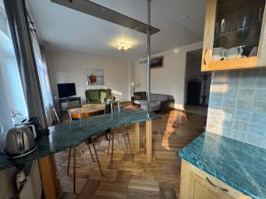 Quiet city centre three rooms apartmet No. 35