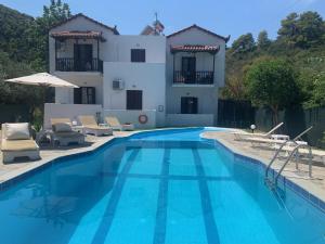 Skopelos Inn