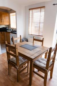 Hullidays Victora Dock- refurbished 2024