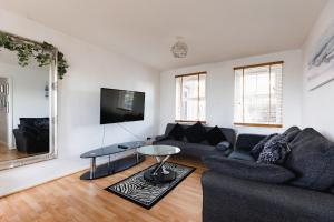 Hullidays Victora Dock- refurbished 2024