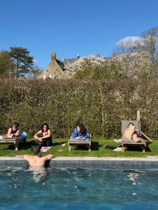 Maisons d'hotes Chambres d'hotes La Massonniere avec grand jardin - ideal familles, groupes et sejour nature - Sarthe : photos des chambres