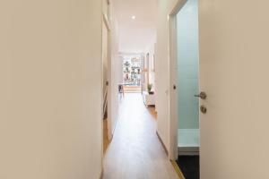 2ESC1067 - Magnific 2br flat in the gothic distric