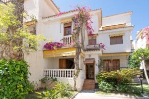 6Pax Rustic Peace Parking Varadero Beach Santa Pola