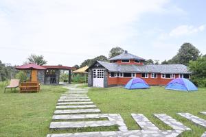 The Wild Planet - Treehouses & Cottages