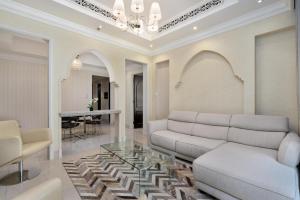 Lux BnB I Souk Al Bahar I Burj Khalifa Views