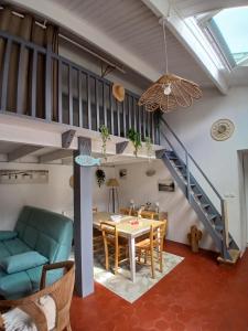 Les pieds dans l eau