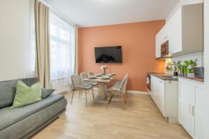 WA605 - APT by Wenceslas square fit up to 6 guests