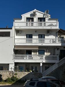 Apartments Goga