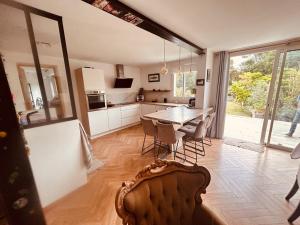 Villa avec piscine à Montolieu