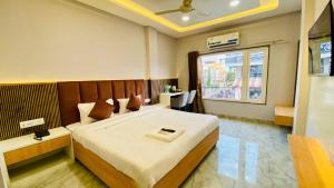 Hotel Suraj Palace