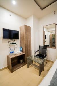 The Aksh Residency