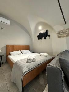 Arch Residence, studio 2, Emporios