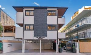 The Walk-Up Waikiki Beach