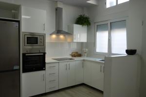 TITA CHARI, a un paso del mar!