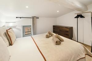 Saint Tropez 104 rue Allard 3e G