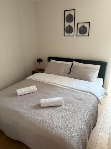 Happy Holiday Apartment