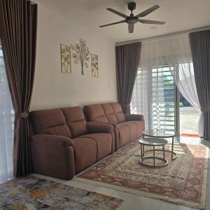 Anjung KLIA No 69 With Neflix