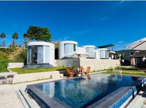 Pinggan Bliss Panorama